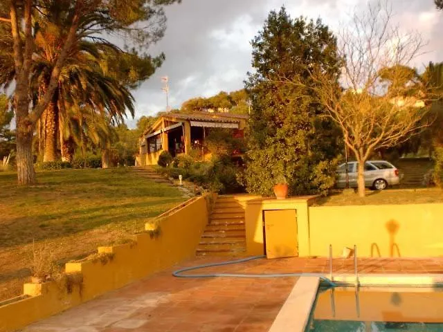 Puig Gros Hotel Mont-ras  Bed and breakfast Mont-ras (Montrás)
